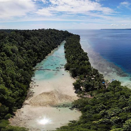 Nunukan Island Resort Maratua Island Exteriör bild