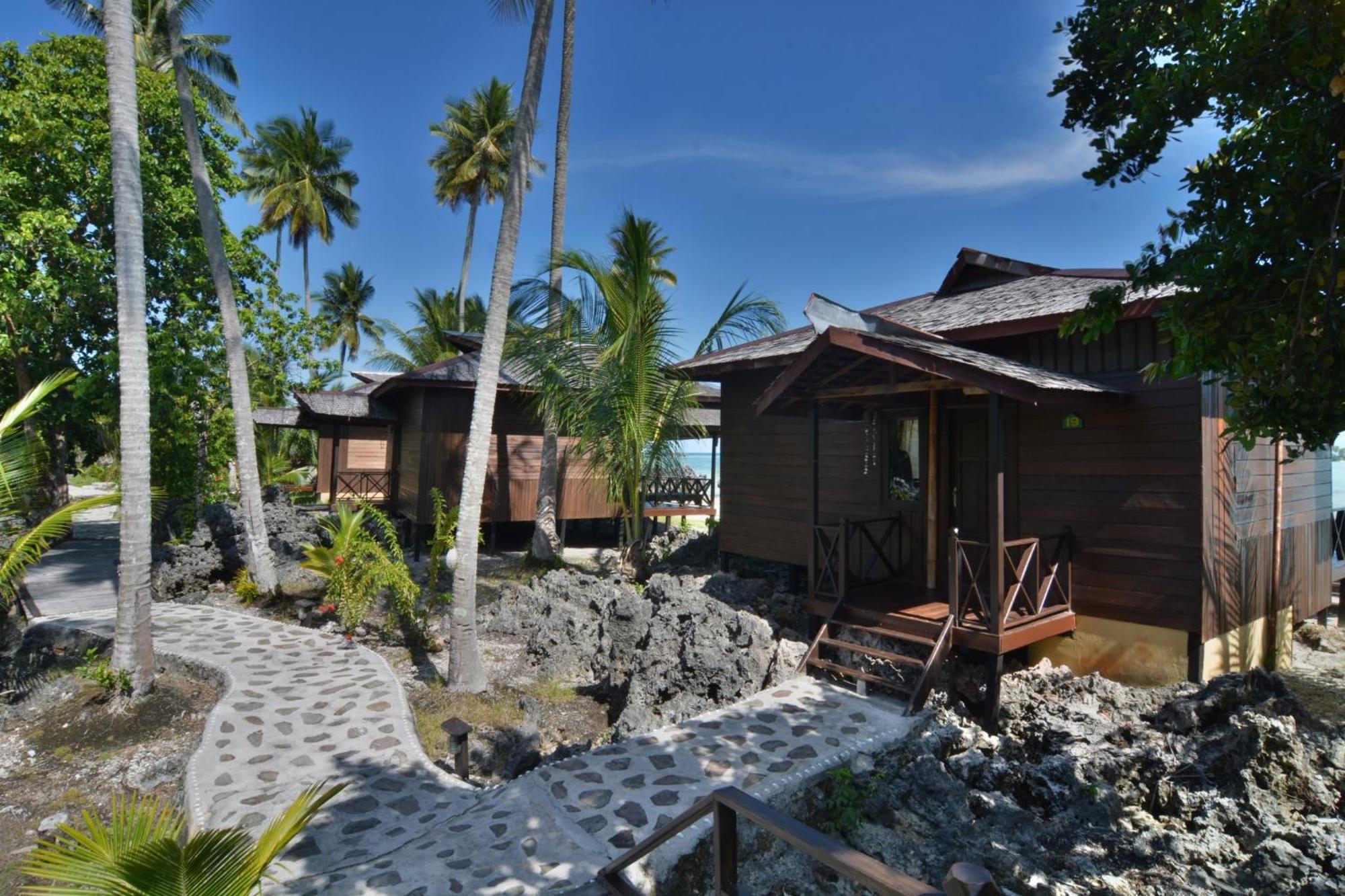 Nunukan Island Resort Maratua Island Exteriör bild