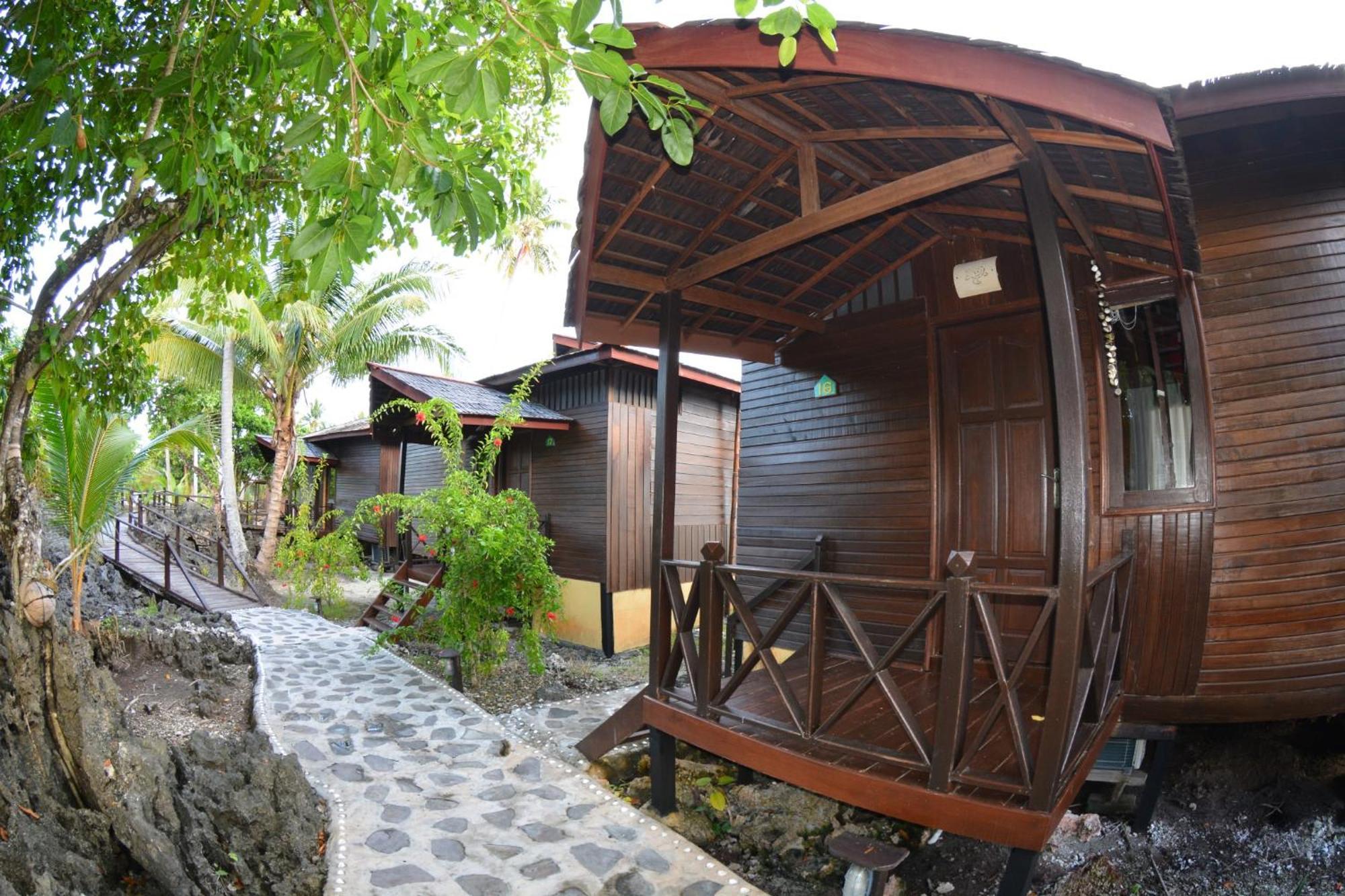 Nunukan Island Resort Maratua Island Exteriör bild