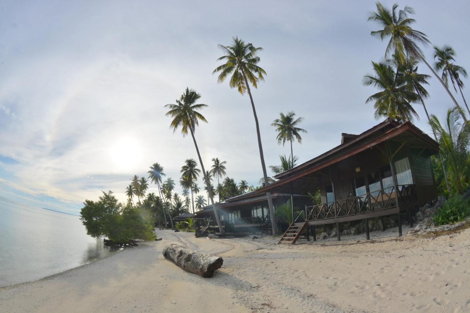 Nunukan Island Resort Maratua Island Exteriör bild