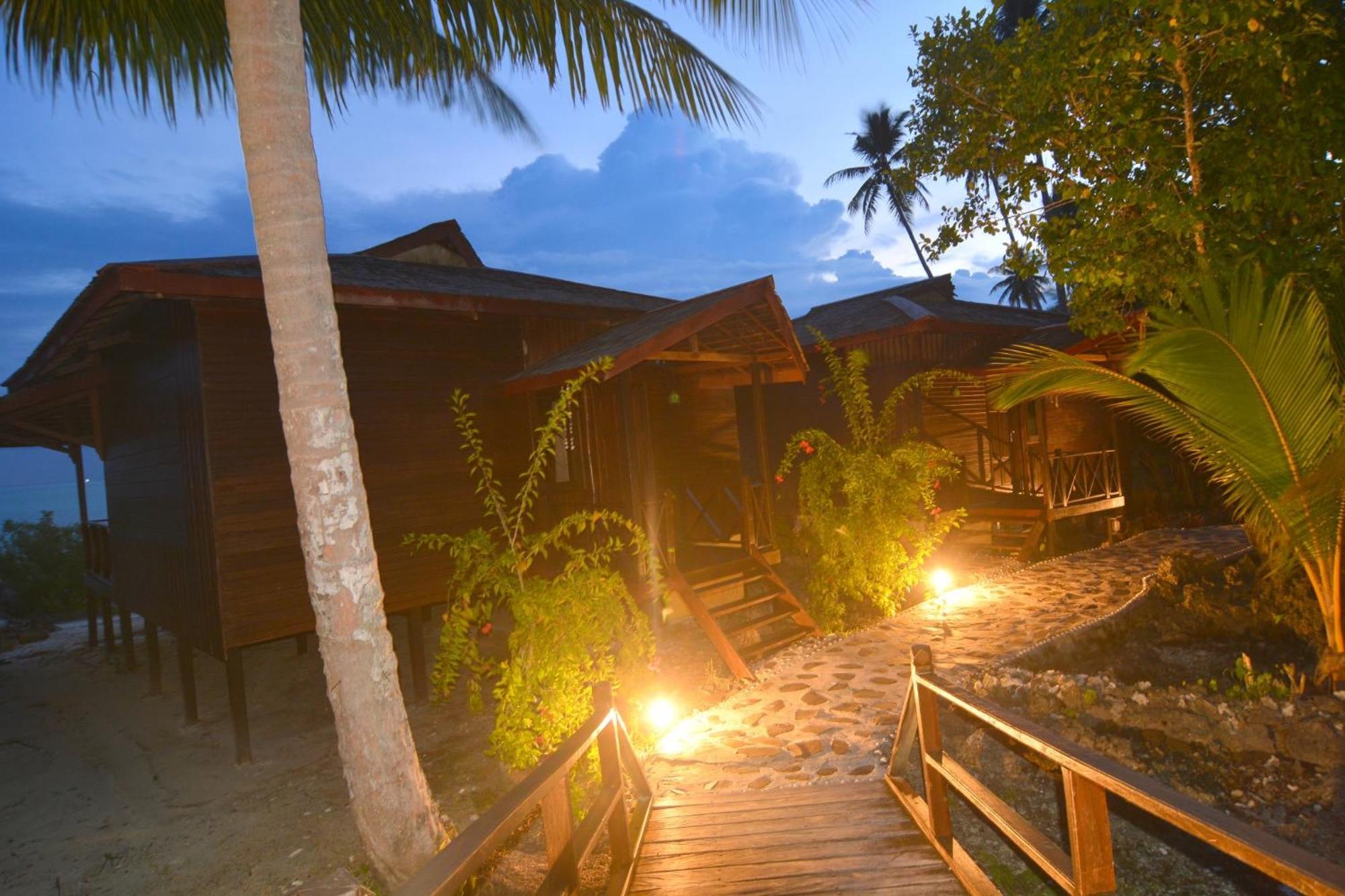Nunukan Island Resort Maratua Island Exteriör bild